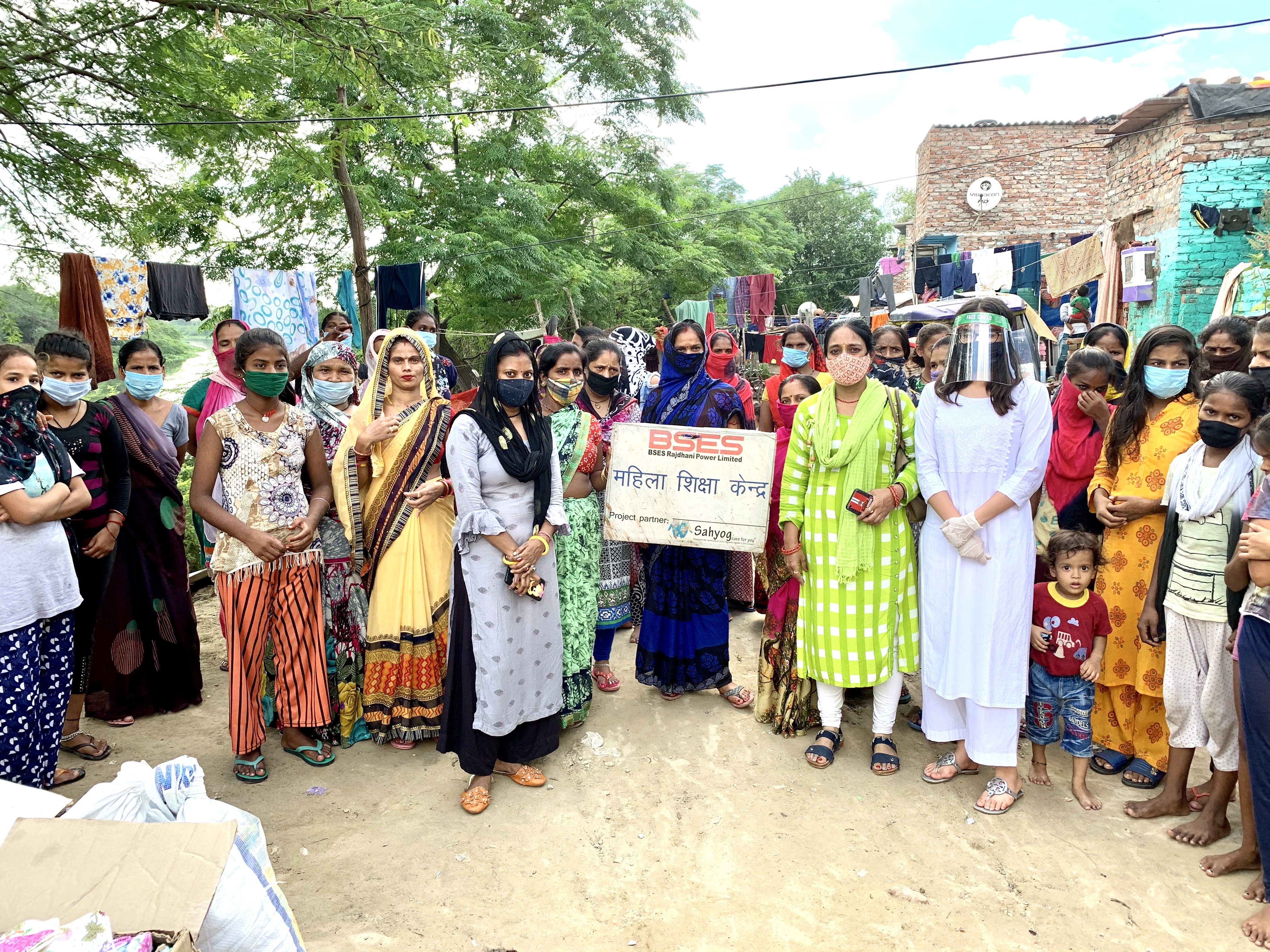 The Heart Foundation volunteer helping community member